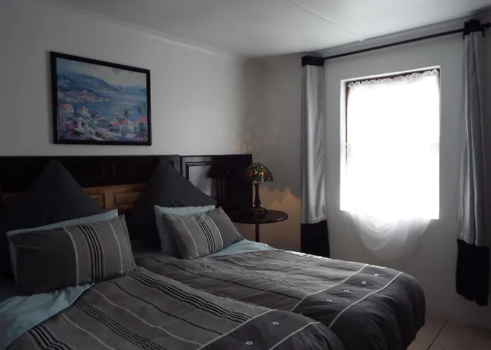 Agulhas Heights Self-Catering Cottages